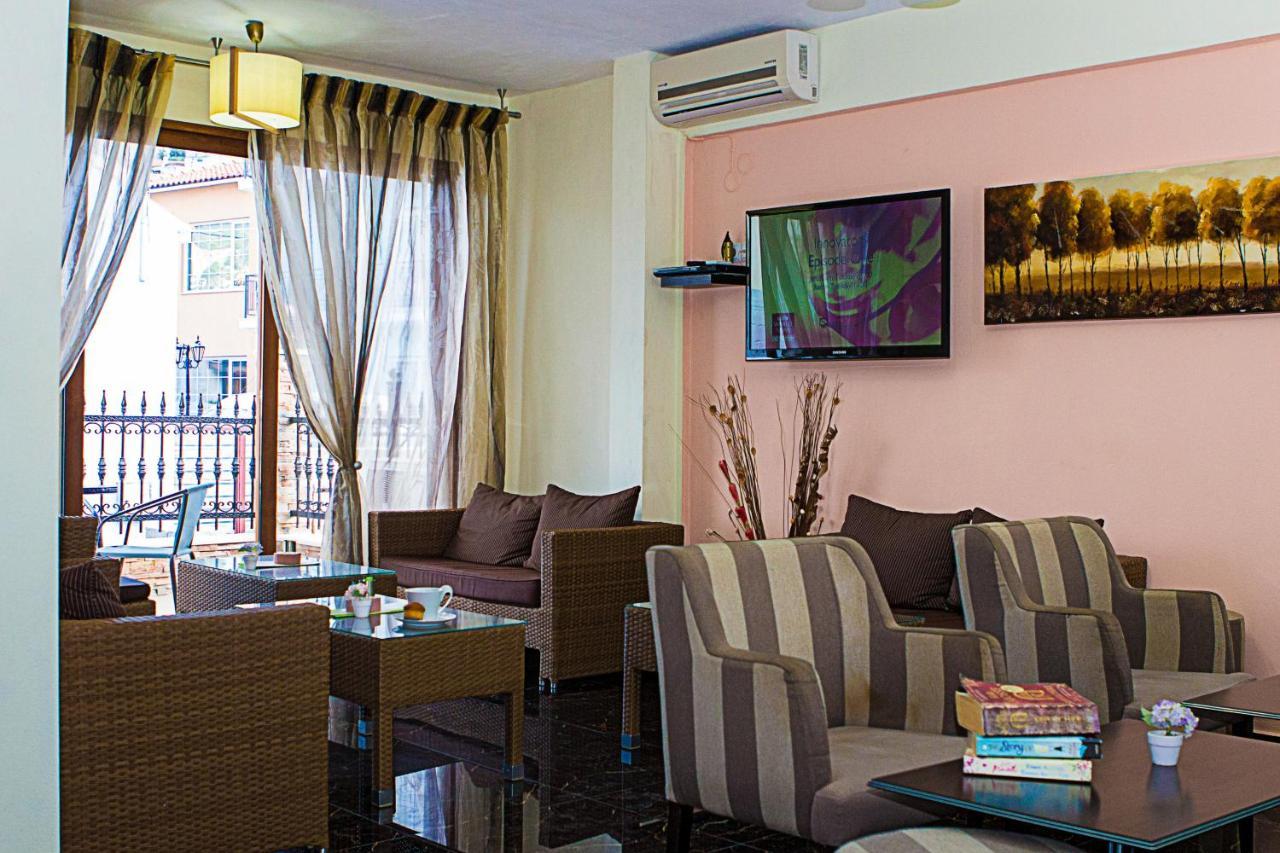 Anthena Studios Skiathos Town Exterior photo