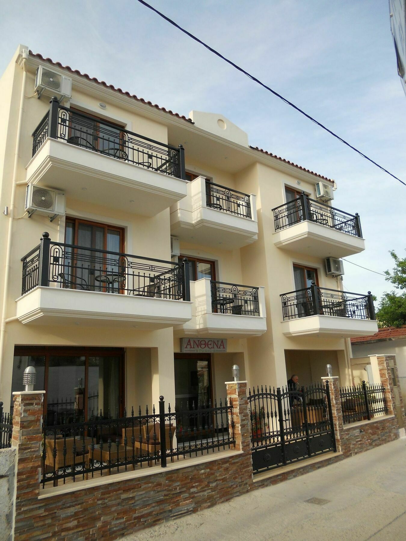 Anthena Studios Skiathos Town Exterior photo